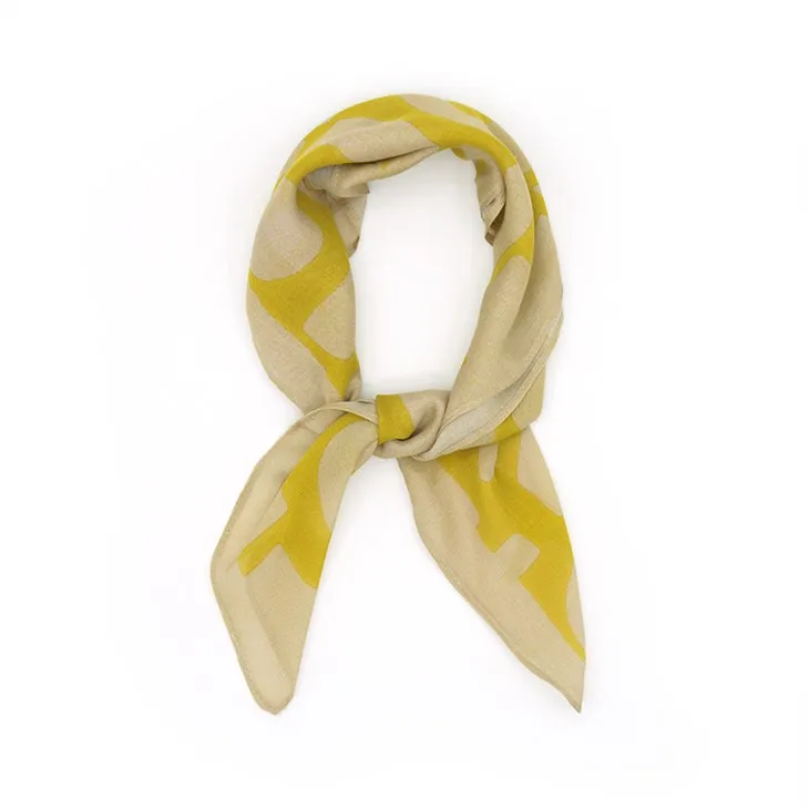 Geometri firkantede silkeskjerf