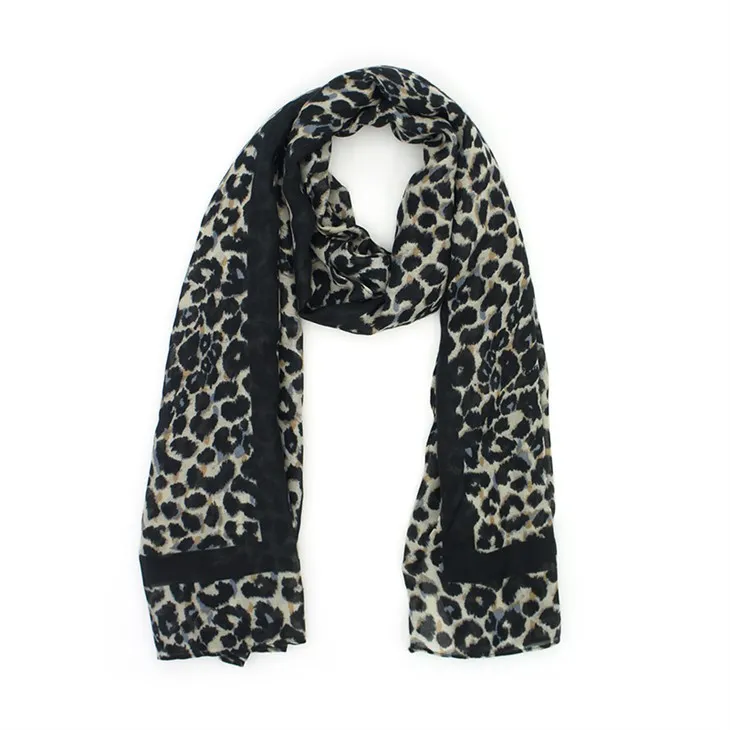 Leopard trykt skjerf S080