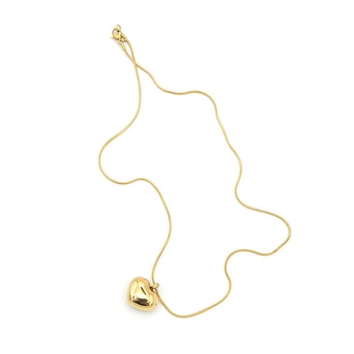 Gold Puffed Heart Charm Halskjede
